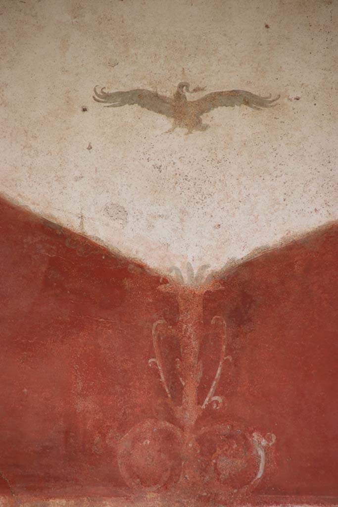 II.3.3 Pompeii. September 2017.
Room 11, west portico, detail of painted decoration above doorway to room 13, cubiculum.
Photo courtesy of Klaus Heese.