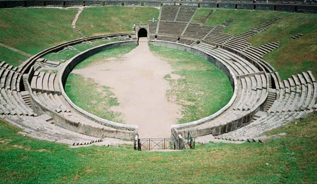 II.6 Pompeii. May 2000. Looking north across the arena of the Amphitheatre.  
Photo courtesy of Buzz Ferebee.