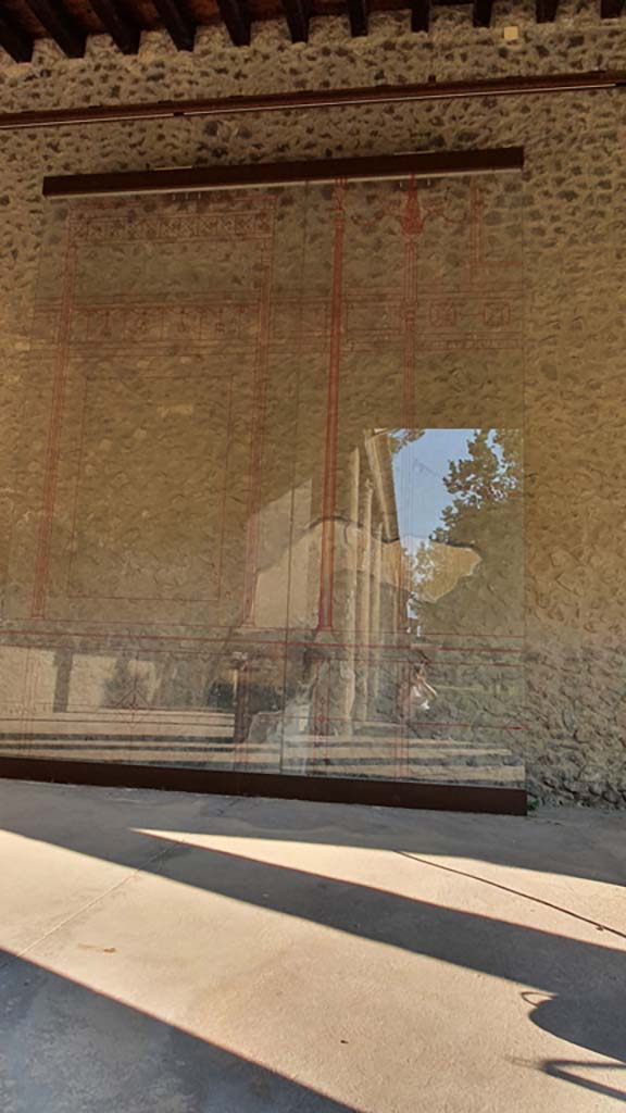 II.7.8 Pompeii. Palaestra. July 2021. North wall with outline of painted decoration.
Foto Annette Haug, ERC Grant 681269 DÉCOR.

