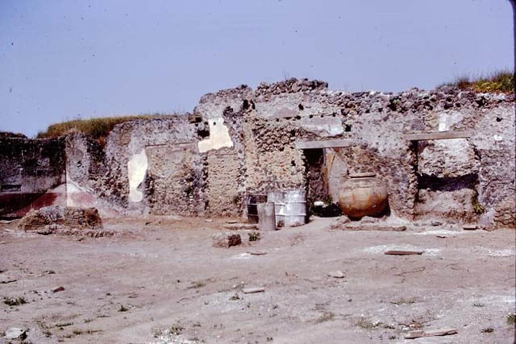 II.8.6 Pompeii, 1973. Looking north. Photo by Stanley A. Jashemski. 
Source: The Wilhelmina and Stanley A. Jashemski archive in the University of Maryland Library, Special Collections (See collection page) and made available under the Creative Commons Attribution-Non Commercial License v.4. See Licence and use details. J73f0669

