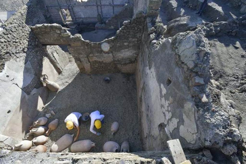 III.3.6 Pompeii. December 2017. Room in north-east corner at rear with amphorae discovered during excavation. Photo � Parco Archeologico di Pompei.