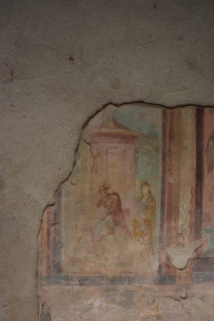 V.1.18 Pompeii. October 2019. 
Exedra “y”, centre of west wall. Wall painting of The Wrestling Contest between Pan and Eros in the presence of Venus.
Foto Annette Haug, ERC Grant 681269 DÉCOR.
