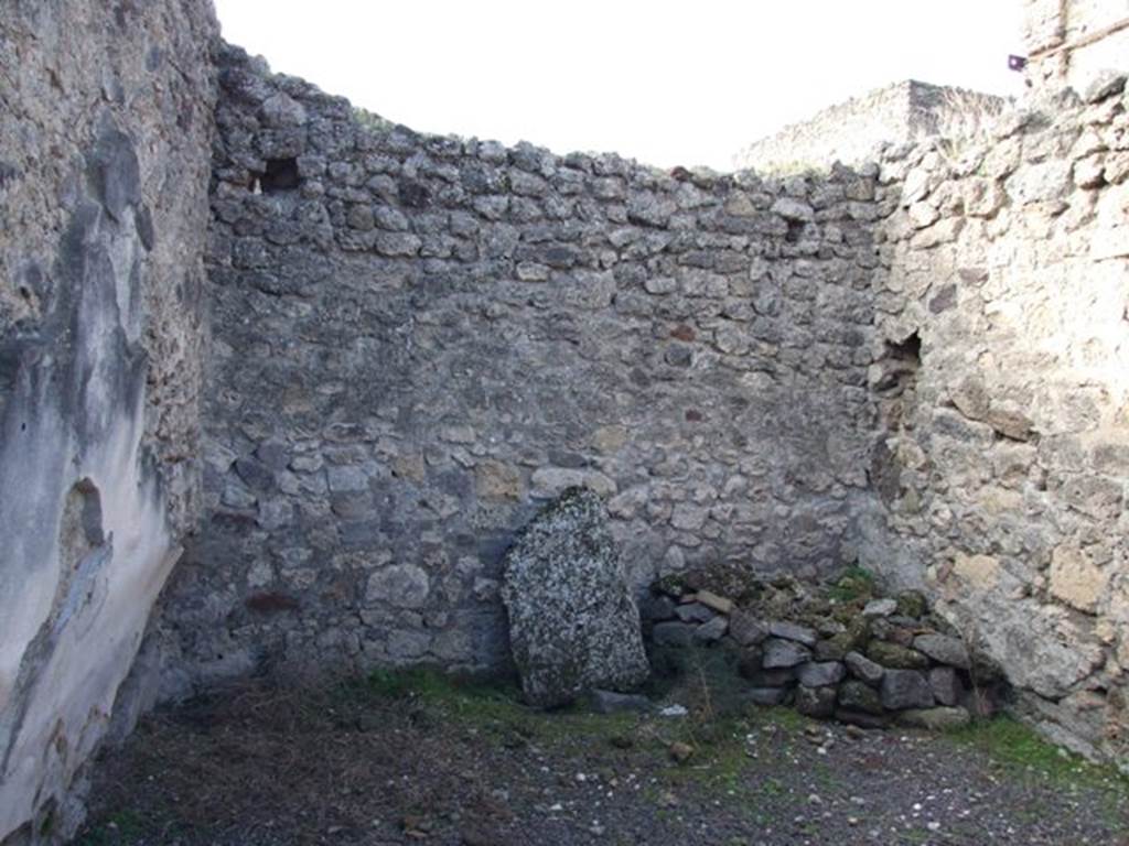 V.2.4 Pompeii. December 2007. Room 4.