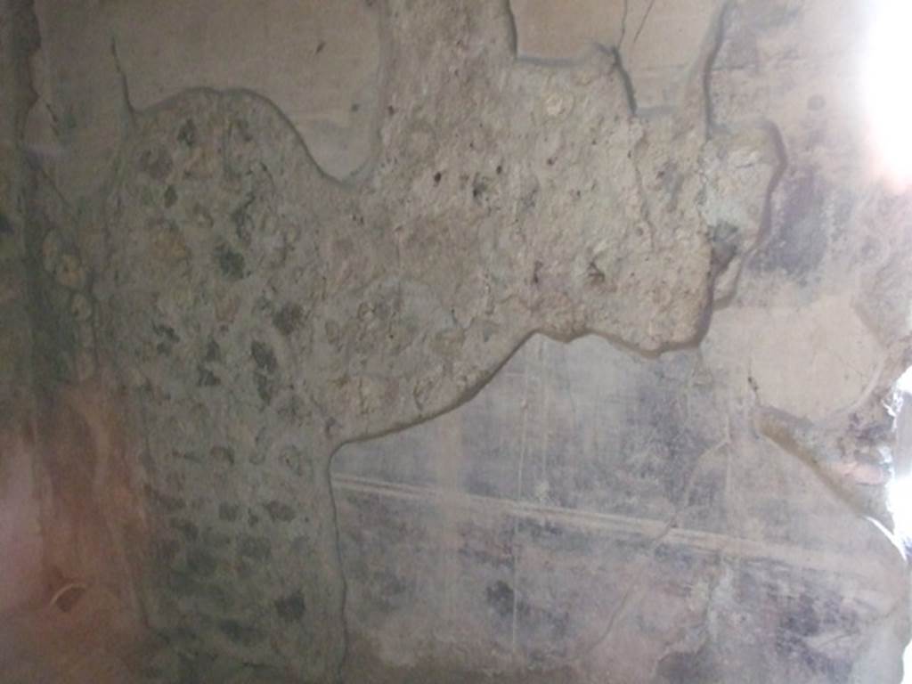 V.2.i Pompeii. March 2009.  Room 2a,  East wall.