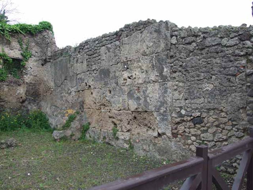 V.3.2 Pompeii. May 2010. East side of workshop, and rear room in north-east corner with window to the north.
