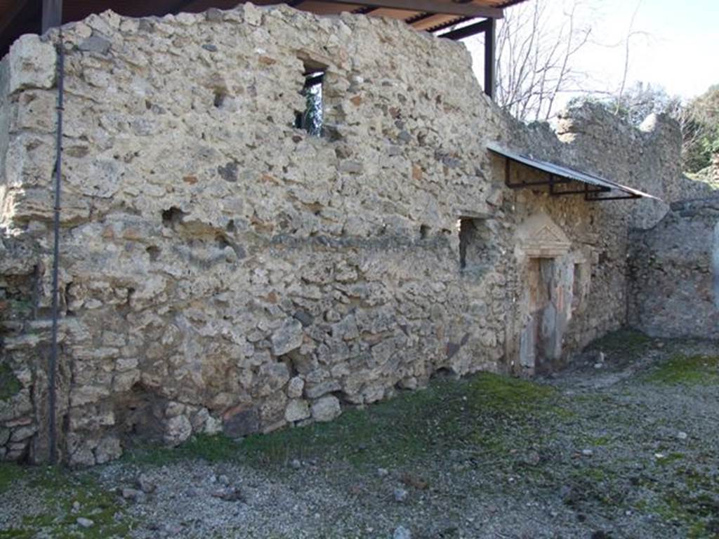 V.3.7 Pompeii. March 2009. Garden area. West wall.