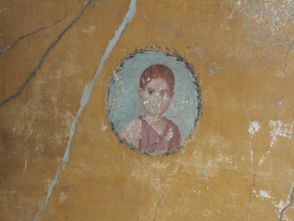 V.4.a Pompeii.December 2005. Wall painting of girl from cubiculum on south side of tablinum.