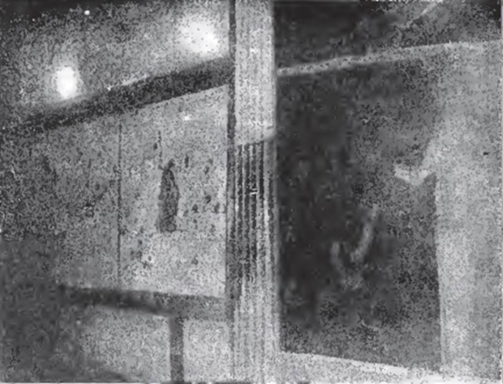 V.5.3 Pompeii. Room 6, east wall of triclinium. The front part of the room had walls painted with a black background. The rear part of the room had walls painted with a white background.See Notizie degli Scavi di Antichit�, 1899, p.354
