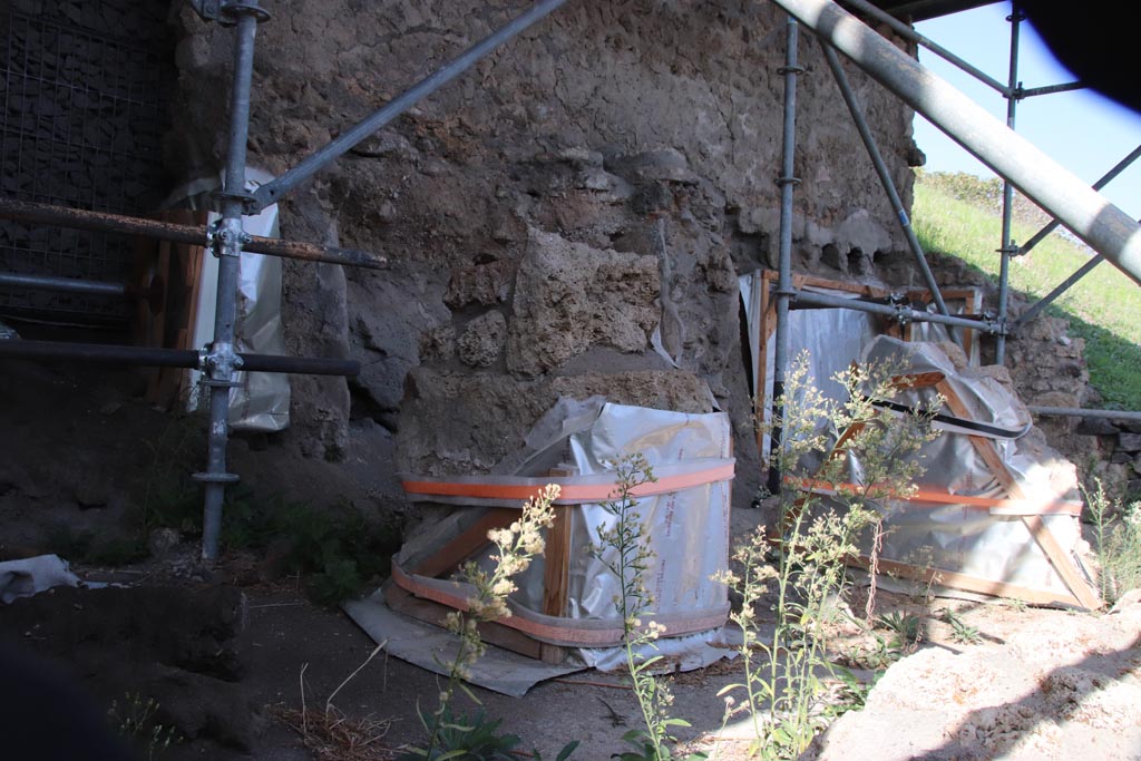 V.7.1 Pompeii. October 2023. Looking north-east. Photo courtesy of Klaus Heese. 