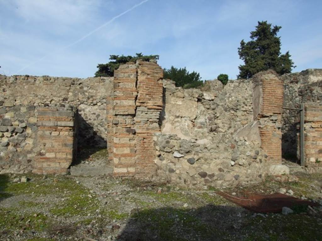 VI.1.4 Pompeii. December 2007. Doorways to two of the three rooms on north wall.
