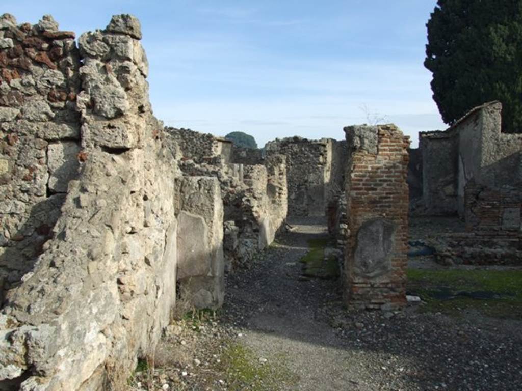 VI.1.7 Pompeii. December 2007. Looking east along corridor from north-east corner of atrium.