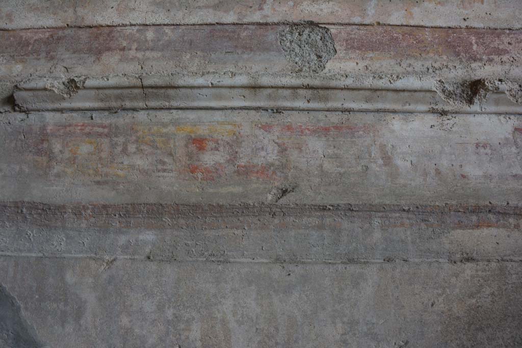 VI.2.4 Pompeii. March 2019. Detail of painted decoration from lower north wall in north-west corner, area above zoccolo. 
Foto Annette Haug, ERC Grant 681269 D�COR.

