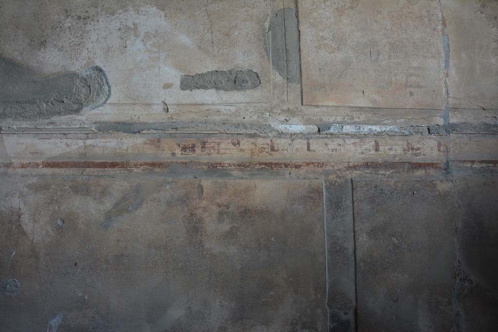 VI.2.4 Pompeii. March 2019. North wall of oecus, with remaining painted decoration above zoccolo.
Foto Annette Haug, ERC Grant 681269 D�COR.
