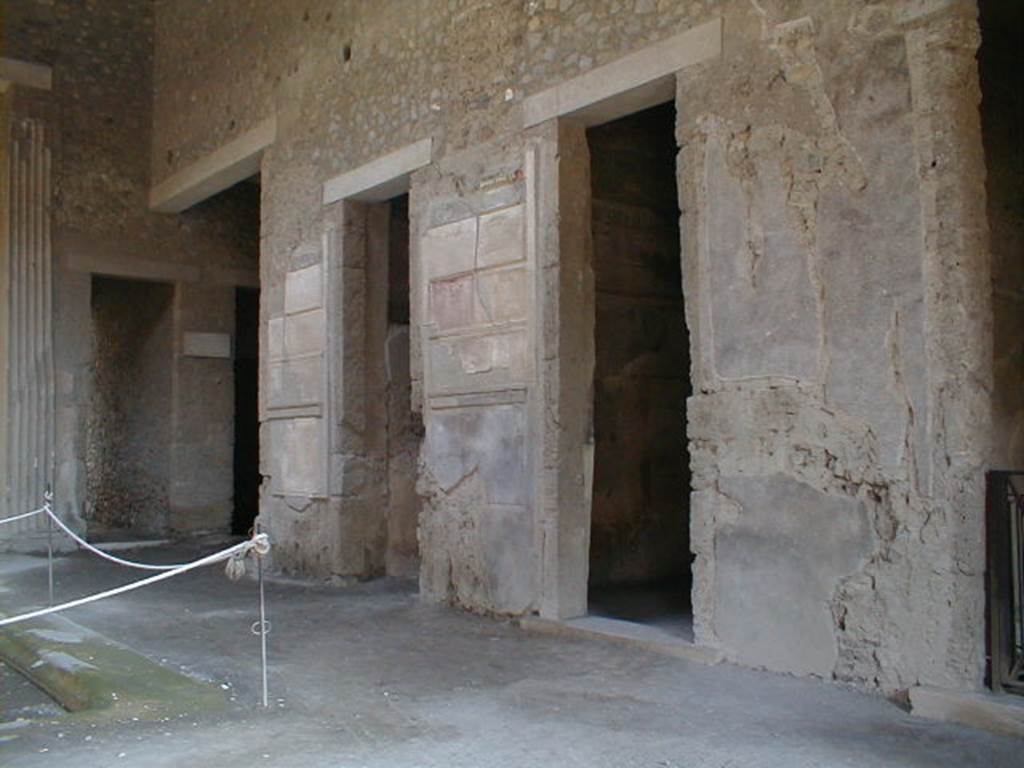 VI.2.4 Pompeii. September 2004. Looking south-east across south side of atrium.