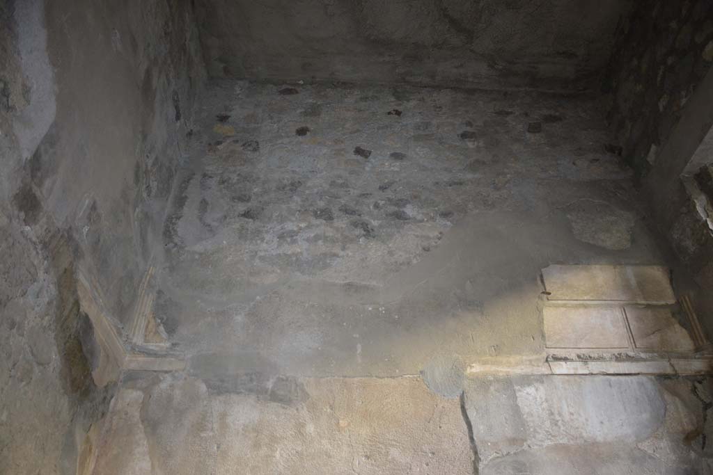 VI.2.4 Pompeii. December 2017. Upper west wall in cubiculum.
Foto Annette Haug, ERC Grant 681269 D�COR.

