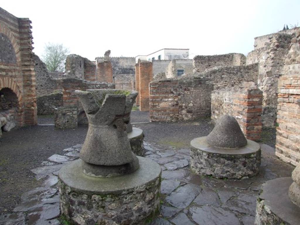 VI.3.3 Pompeii. December 2007. Room 7, looking towards the west side and north-west corner. 