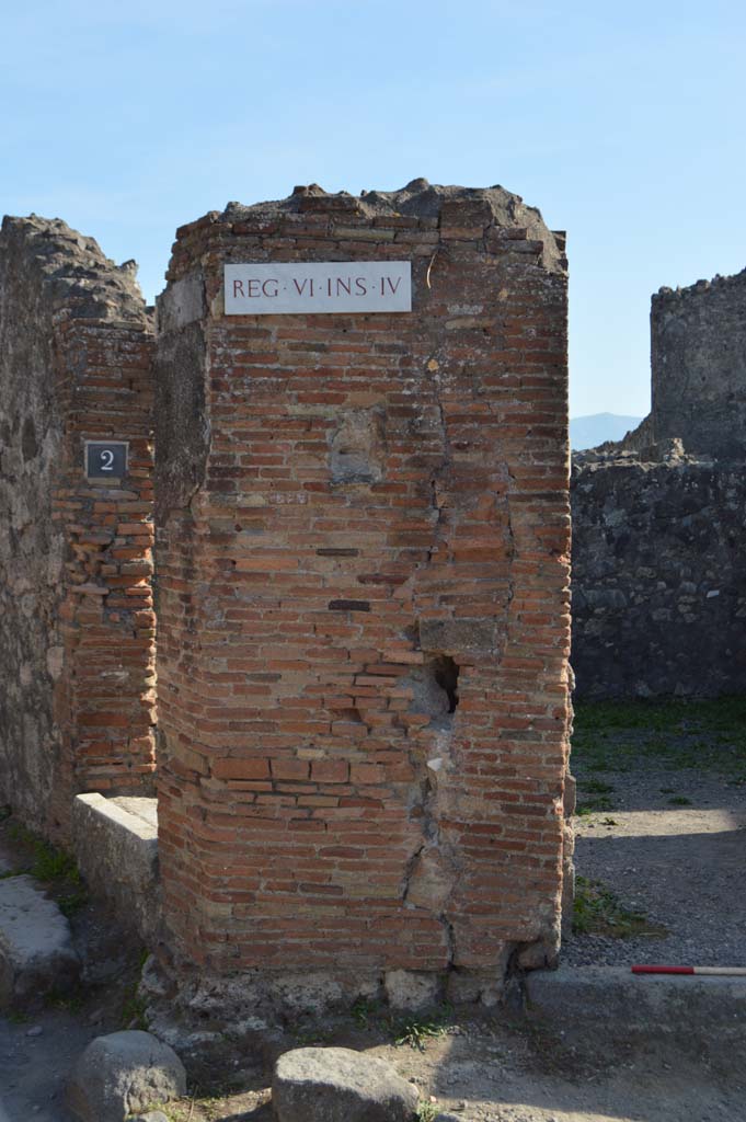 VI.4.1 Pompeii. October 2017.  
Looking south to pilaster on east side of entrance doorway. 
Foto Taylor Lauritsen, ERC Grant 681269 D�COR.
