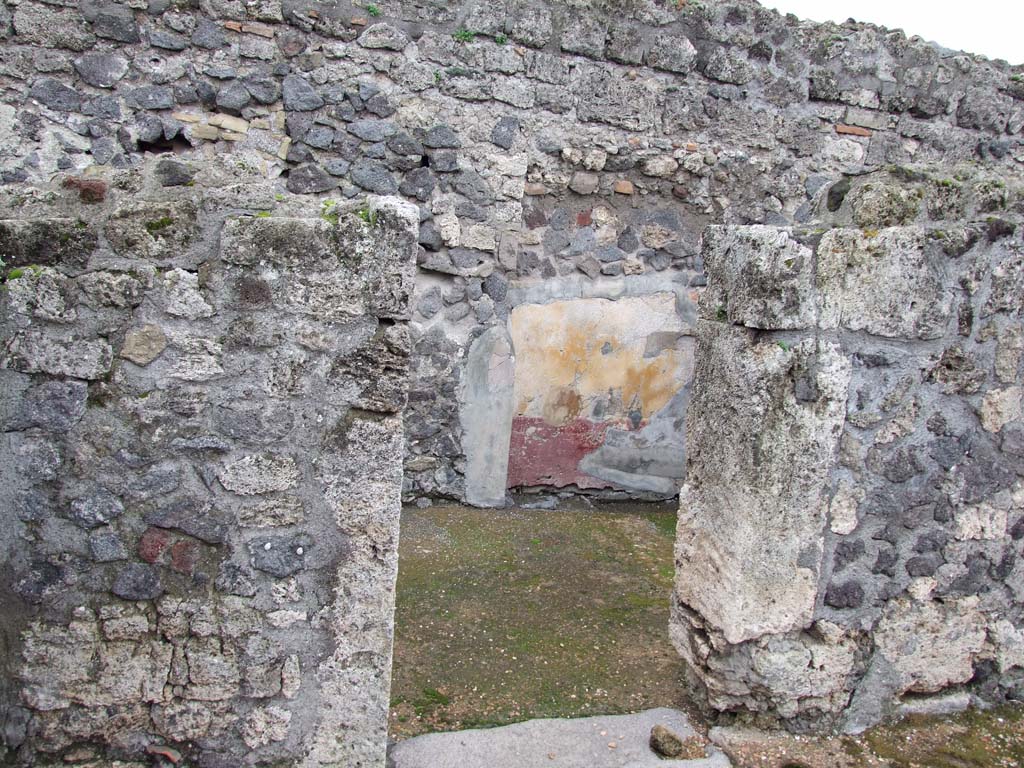 VI.7.18 Pompeii. December 2006. Room on south side of atrium.