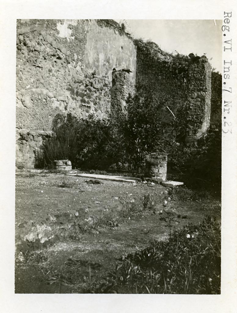 VI.7.23 Pompeii. Pre-1937-39. Looking north-east across garden.
Photo courtesy of American Academy in Rome, Photographic Archive. Warsher collection no. 020.