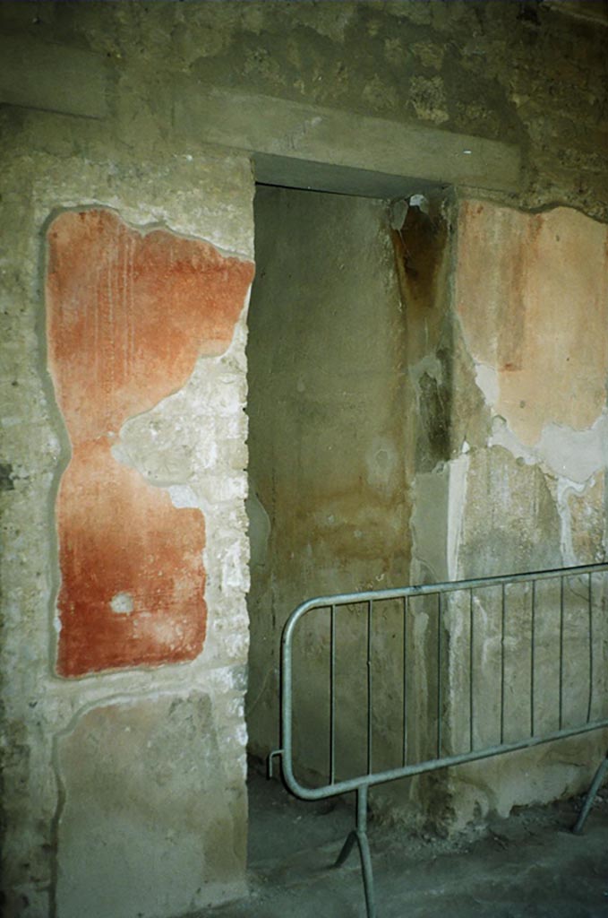 VI.8.3/5 Pompeii. July 2010. Room 5, corridor to atrium. Photo courtesy of Rick Bauer.