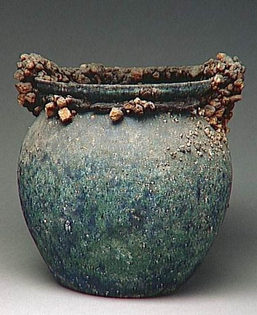 VI.9.1 Bronze and iron bucket.  Height 0.26m.  OA 1824 Seau, mus�e Cond�, photo RMN � R.G. Ojeda