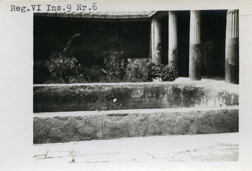 VI.9.6 Pompeii. Pre-1937-39. Room 6, looking across deep pool towards north-west corner of peristyle.
Photo courtesy of American Academy in Rome, Photographic Archive. Warsher collection no. 411.