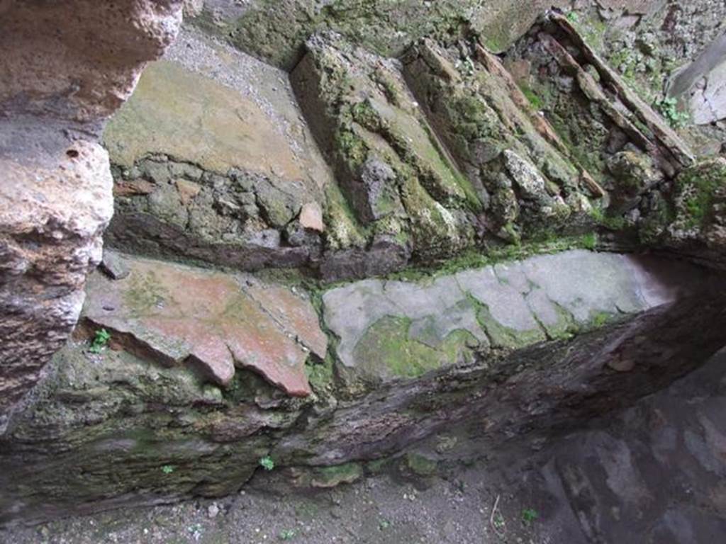 VI.10.6 Pompeii.  March 2009.  Room 7.  Staircase to upper floor.