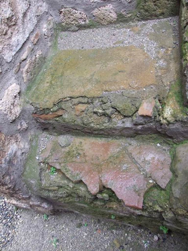 VI.10.6 Pompeii.  March 2009.  Room 7.  Staircase to upper floor.