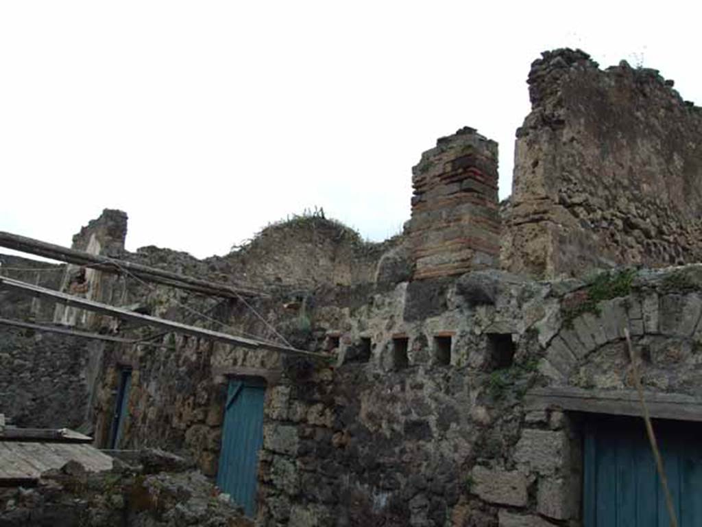 VI.10.16 Pompeii. May 2010. Upper rooms on the north side of the upper floor, which would have had views over the garden below.