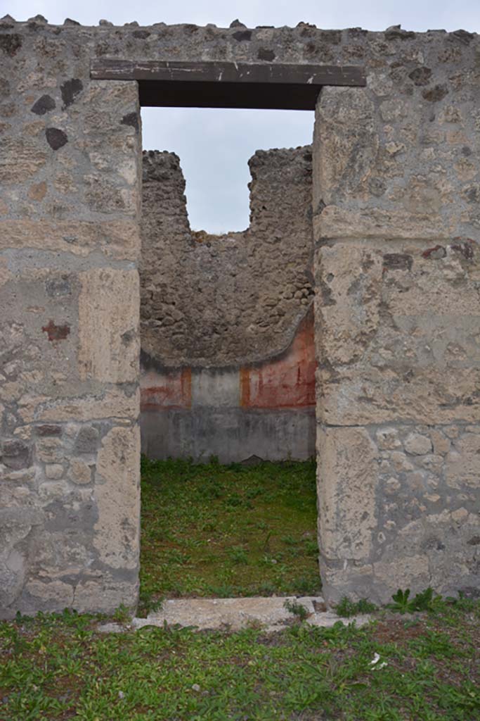 VI.11.9 Pompeii. October 2017. Doorway in west wall of atrium 3 into room 6.
Foto Annette Haug, ERC Grant 681269 D�COR

(PPM � room 6)
