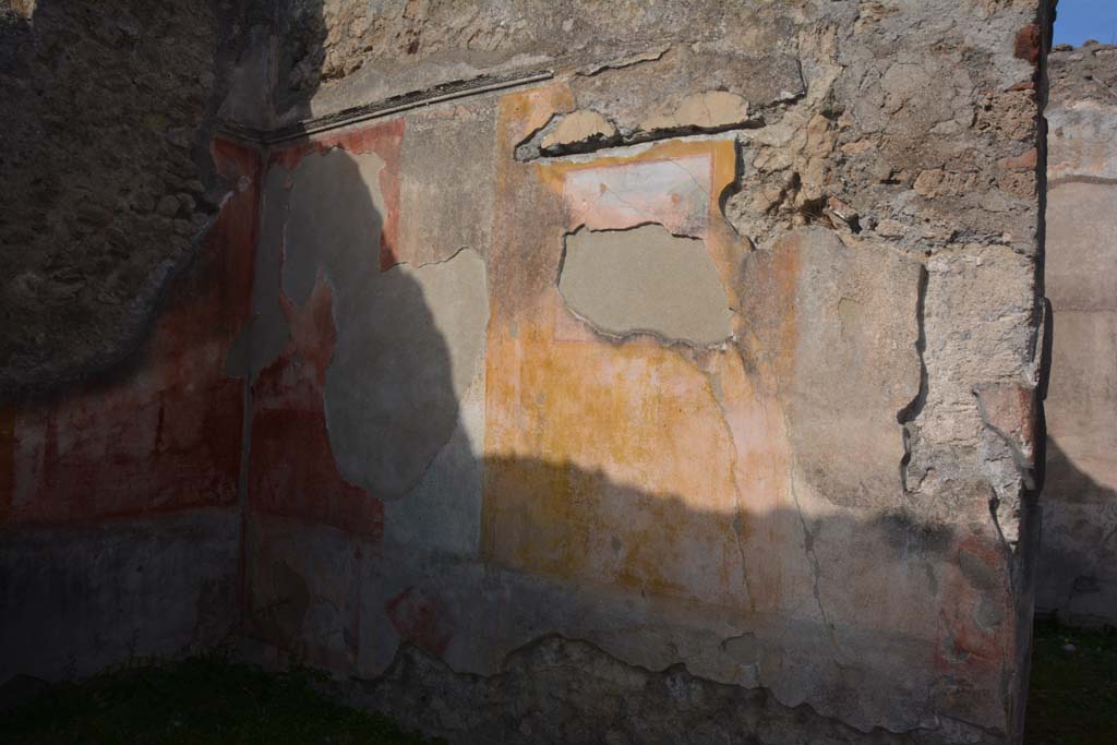 VI.11.9 Pompeii. October 2017. Room 6, north wall with doorway to west ala 7, on right.
Foto Annette Haug, ERC Grant 681269 D�COR


