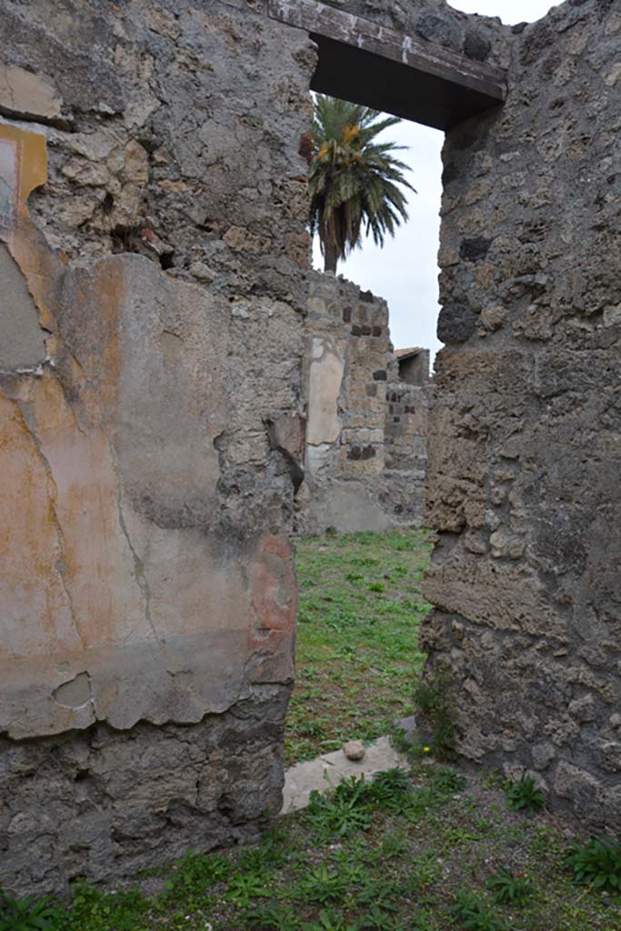VI.11.9 Pompeii. October 2017. Room 6, north wall at east end with small doorway to west ala 7.
Foto Annette Haug, ERC Grant 681269 D�COR

