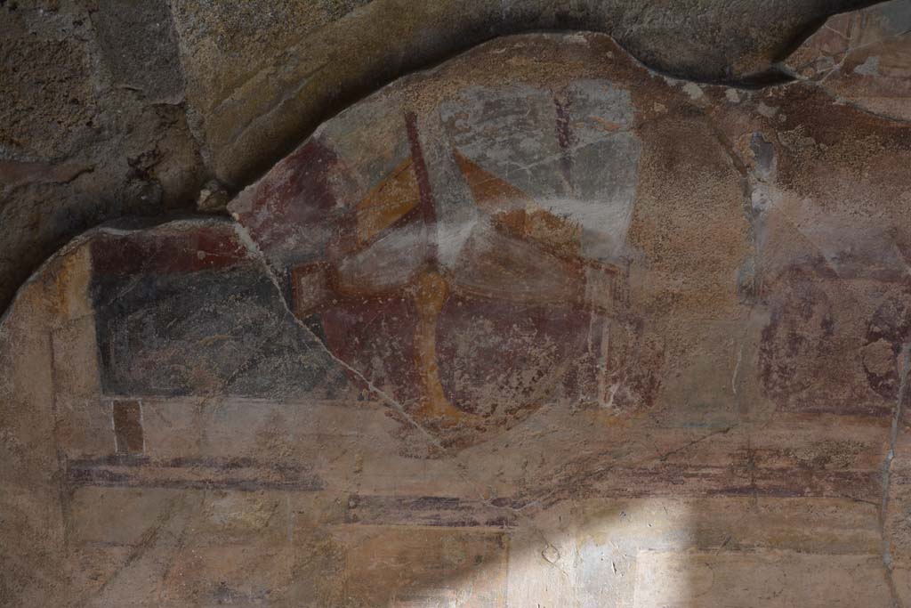 VI.11.10 Pompeii. December 2017. Room 42, east wall of exedra with painted details of prow of a ship.
Foto Annette Haug, ERC Grant 681269 D�COR

