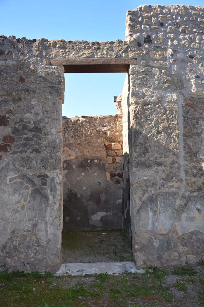 VI.11.10 Pompeii. October 2017. Doorway to room 28 in south-west corner of atrium.
Foto Annette Haug, ERC Grant 681269 D�COR
