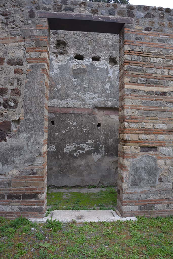 VI.11.10 Pompeii. October 2017. Doorway to room 25 on east side of entrance corridor/doorway.
Foto Annette Haug, ERC Grant 681269 D�COR


