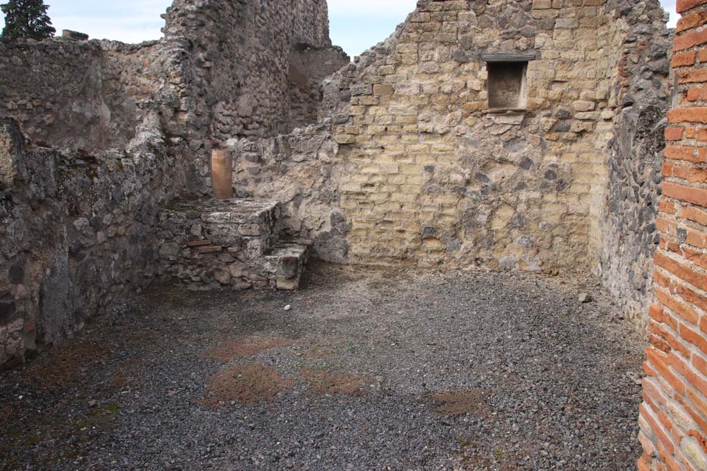 VI.14.4 Pompeii. October 2020. Looking north across shop area. Photo courtesy of Klaus Heese.