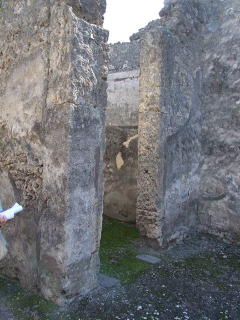 VI.14.20 Pompeii. March 2009. Doorway to room 2 in south-east corner of atrium.
