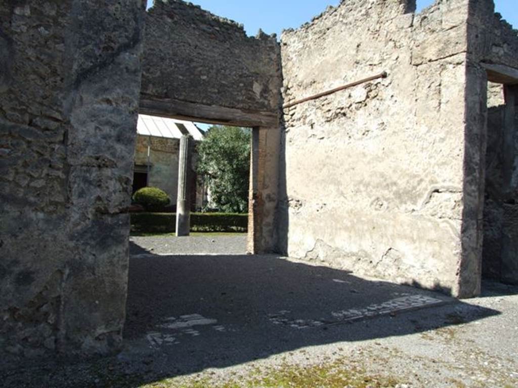 VI.14.20  Pompeii.  March 2009.  Room 4.  Tablinum.