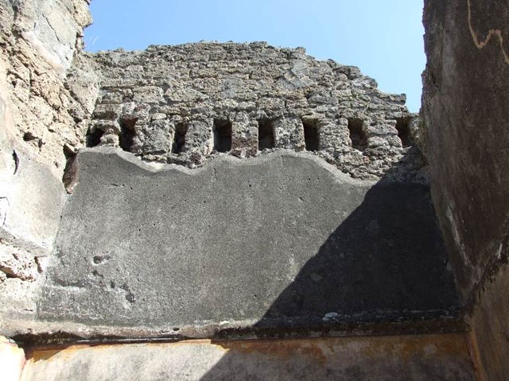 VI.14.20  Pompeii.  March 2009.  Room 9.   Upper level on east wall. 