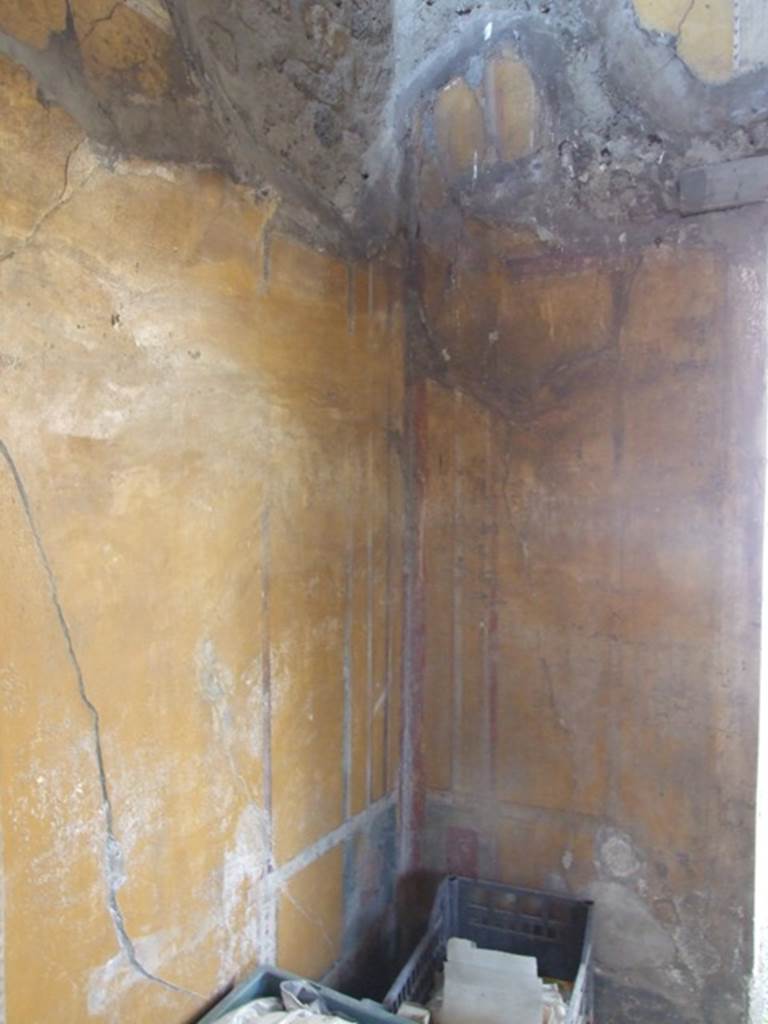 VI.14.20  Pompeii.  March 2009.  Room 13.  North west corner.