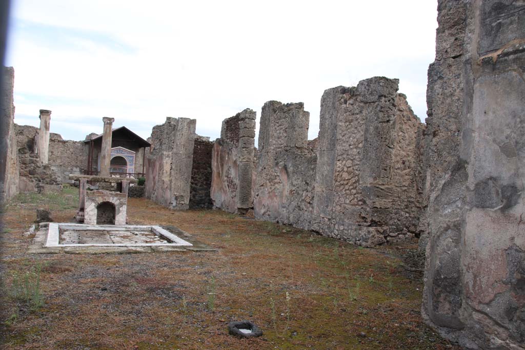 VI.14.43 Pompeii. October 2020. Room 1, looking south-east across atrium towards rooms on south side. Photo courtesy of Klaus Heese.