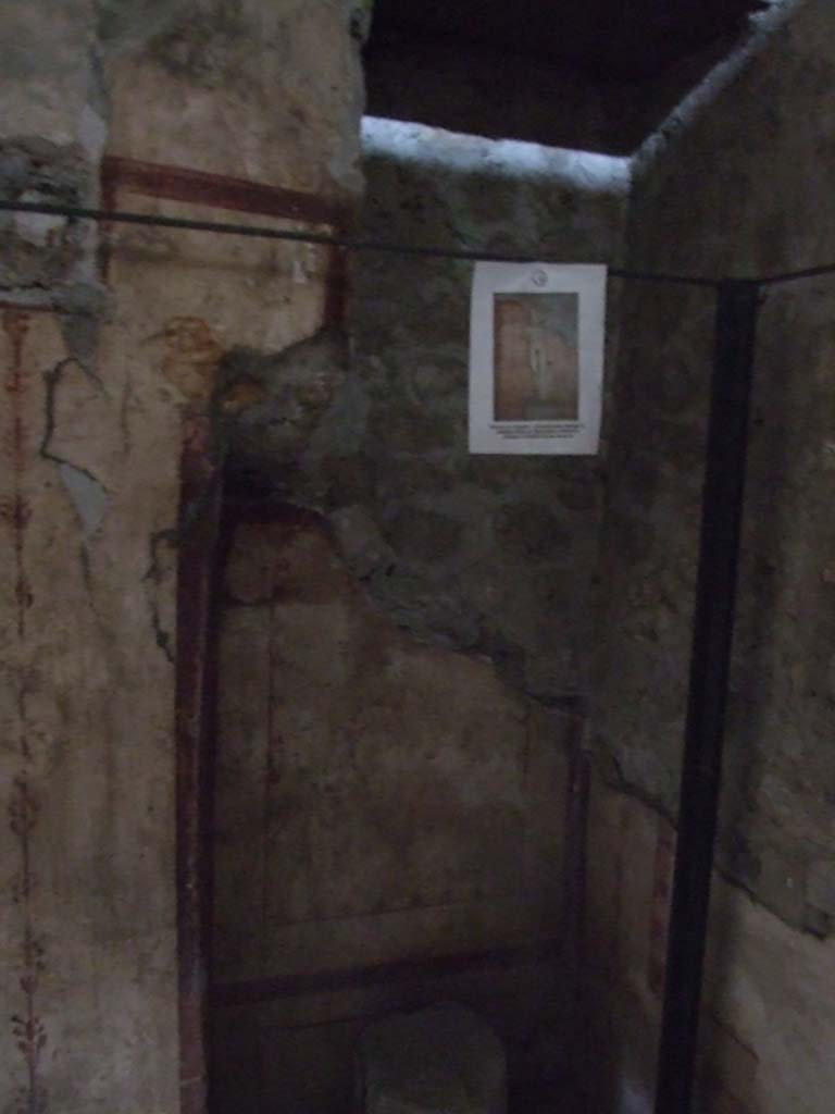 VI.15.1 Pompeii. December 2006. Recess in bedroom, used either by servants or as a private brothel?
The notice indicated the statue of Priapus was away for restoration.
