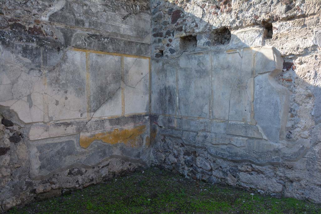 VI 15 5 Pompeii. October 2019. South ala 25, looking towards south wall, south-west corner and west wall.
Foto Annette Haug, ERC Grant 681269 DÉCOR.