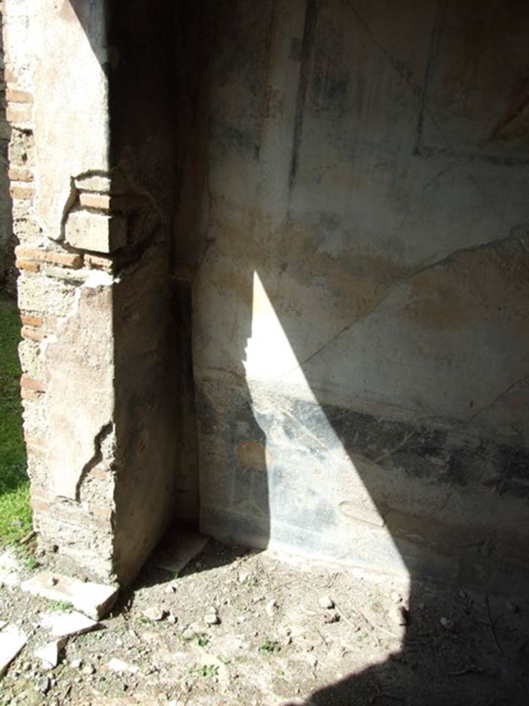 VI.15.6 Pompeii. March 2009. Room 15. Triclinium. North west corner.