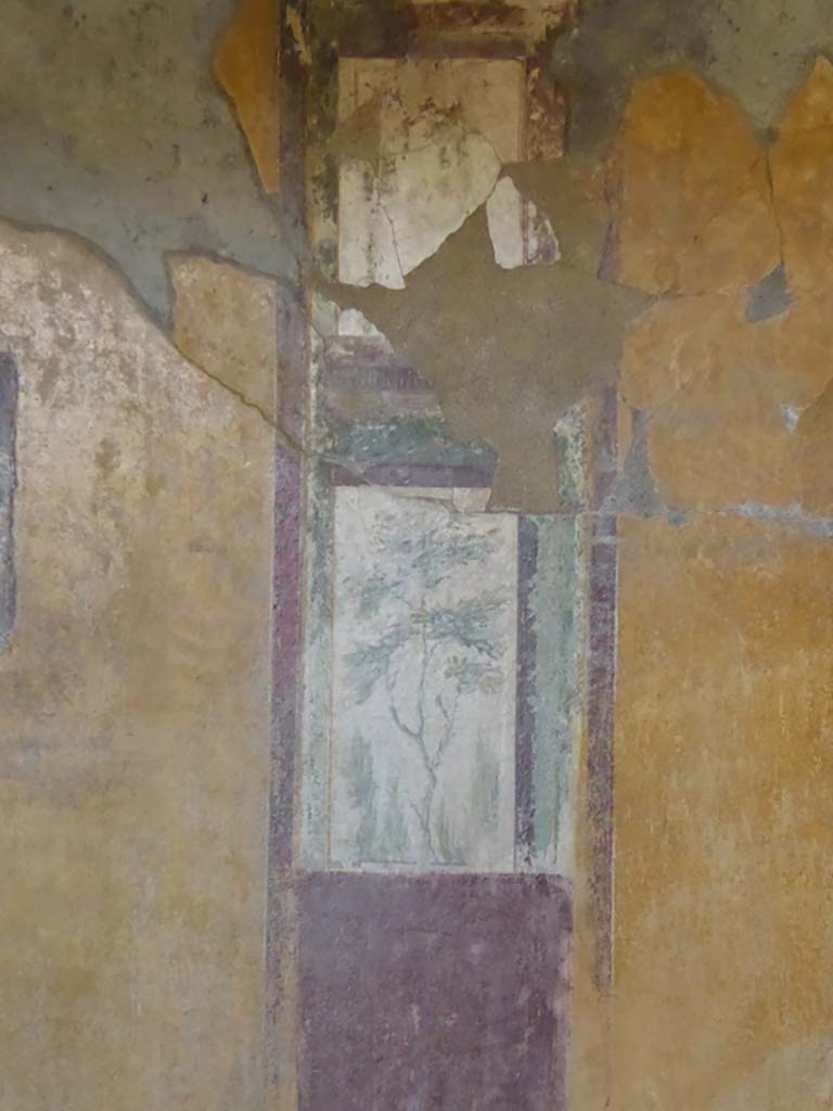 VI.16.7 Pompeii. September 2015. Room R, painted panel from north side of central painting.
Foto Annette Haug, ERC Grant 681269 D�COR.
