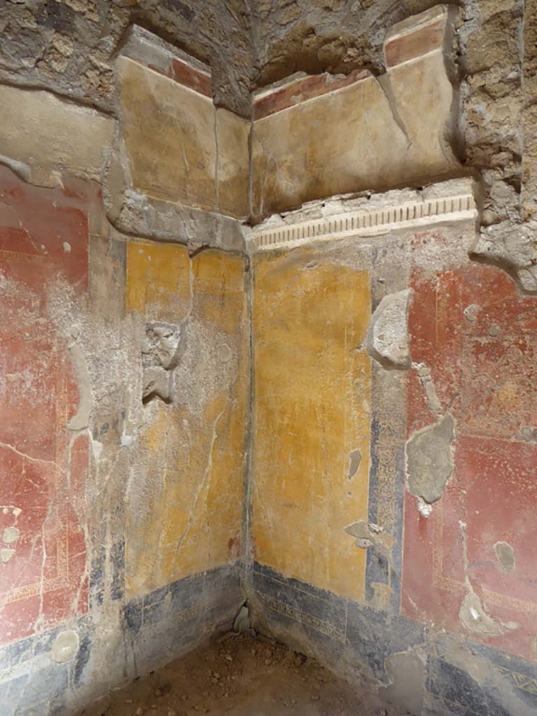 VI.16.7 Pompeii. September 2015. Looking towards north-west corner of cubiculum C.
Foto Annette Haug, ERC Grant 681269 D�COR.
