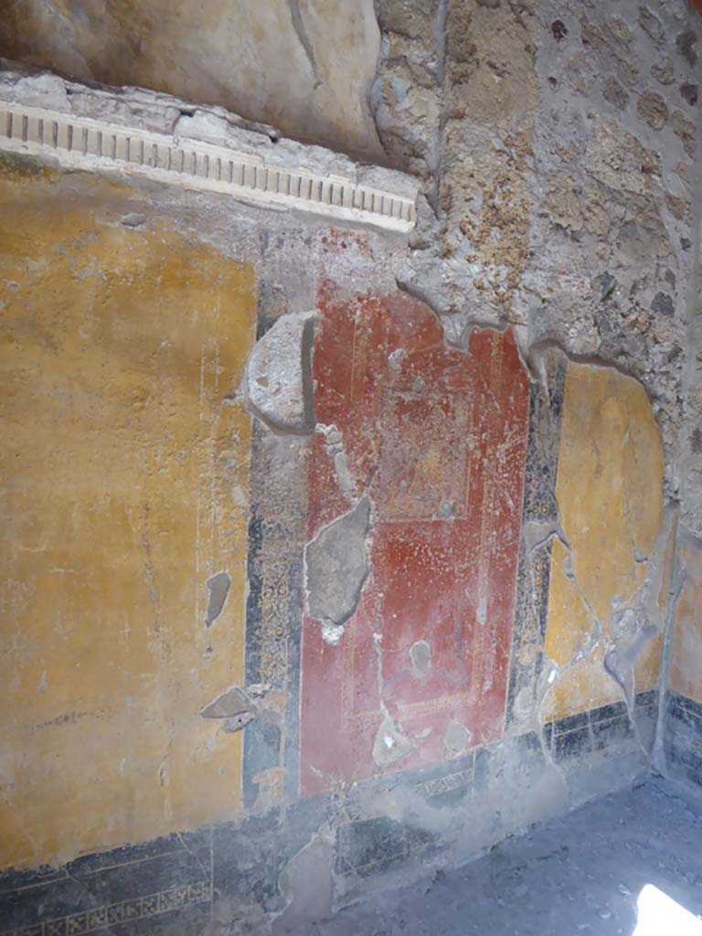 VI.16.7 Pompeii. September 2015. Cubiculum C, looking east along north wall. 
Foto Annette Haug, ERC Grant 681269 D�COR.
