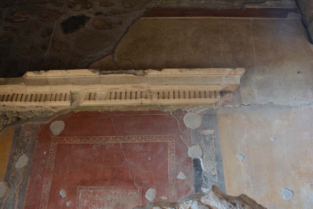 VI.16.7 Pompeii. March 2019. Cubiculum C, upper south wall with cornice, after conservation.
Foto Annette Haug, ERC Grant 681269 D�COR.
