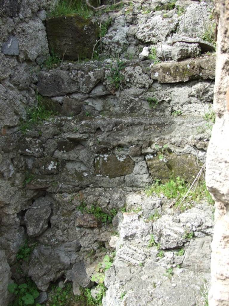 VI.16.27 Pompeii.  March 2009. Stairs (V�) to upper floor, next to room U.