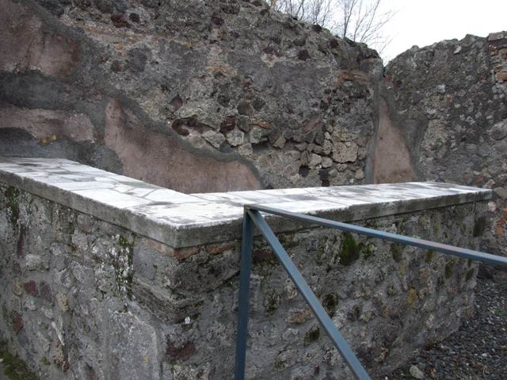 VI.17.2 Pompeii. December 2007. Two sided counter with marble top.